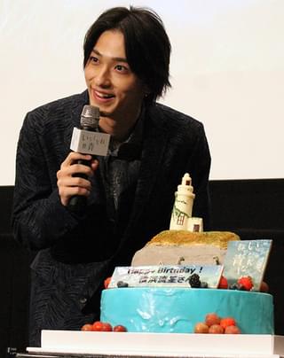 横浜流星、サプライズ誕生日に新たな誓い「ひとつずつ力をつけていきたい」