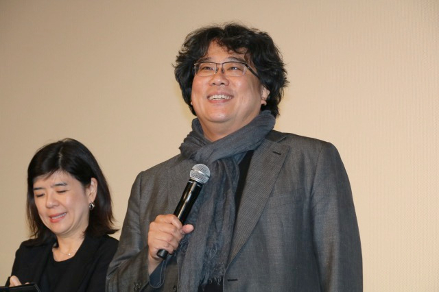 吉沢亮、ポン・ジュノ監督からイケメンぶりいじられ笑顔 - 画像1