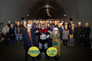 「前田建設ファンタジー営業部」高杉真宙＆岸井ゆきの、初の“トンネル試写会”に驚き！