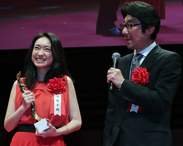 シム・ウンギョン、「新聞記者」で毎日映コン16年ぶり外国人受賞「これからも謙虚に」