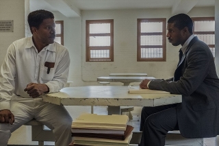 ジェイミー・フォックス、難役の演技論を明かす 「黒い司法」インタビュー映像