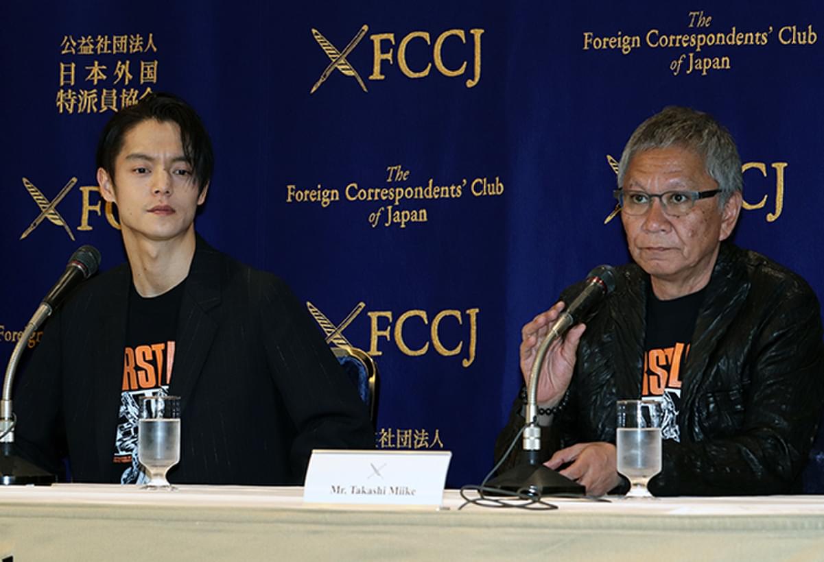 三池崇史監督 タイトルの 初恋 に込めた思いは 勘違いして客が来てくれる 映画ニュース 映画 Com