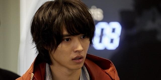 【ラスト1点】山崎賢人さん掲載2ページ（約A3サイズ）#41585 640x320.jpg?1593233365