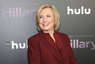 もしヒラリーがビル・クリントン元大統領の妻でなければ？別の人生描くフィクションが米Huluでドラマ化