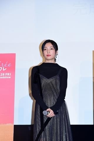 豊原功補＆小泉今日子、裏方として全力サポート！ 村上虹郎は“専用ドライバー状態”だった小泉に感謝