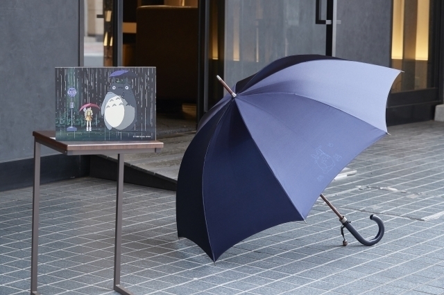 サツキがトトロに渡した傘が商品化 お返しのどんぐり もついてくる 映画ニュース 映画 Com