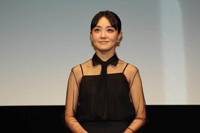 初共演を果たした佐久間由衣 奈緒 プチドッキリだった お茶会 で関係づくり 映画ニュース 映画 Com