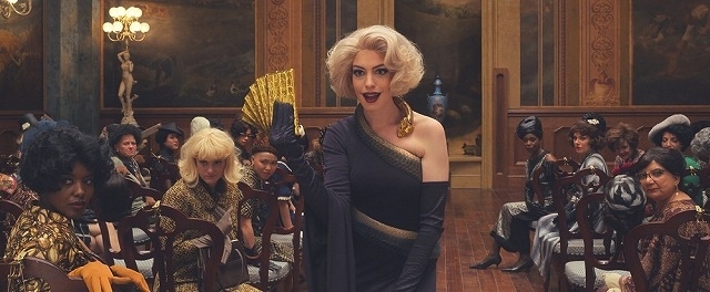 アン・ハサウェイ、60年代ファッションで魅了！「魔女がいっぱい」場面写真 - 画像2