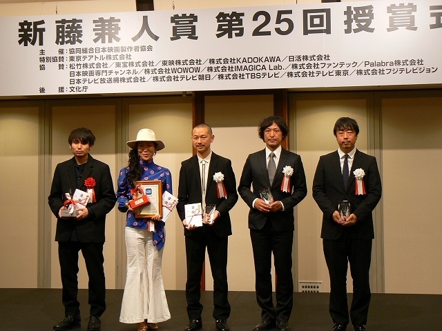 左から内山監督、HIKARI監督、岡本氏、高田氏、山本氏