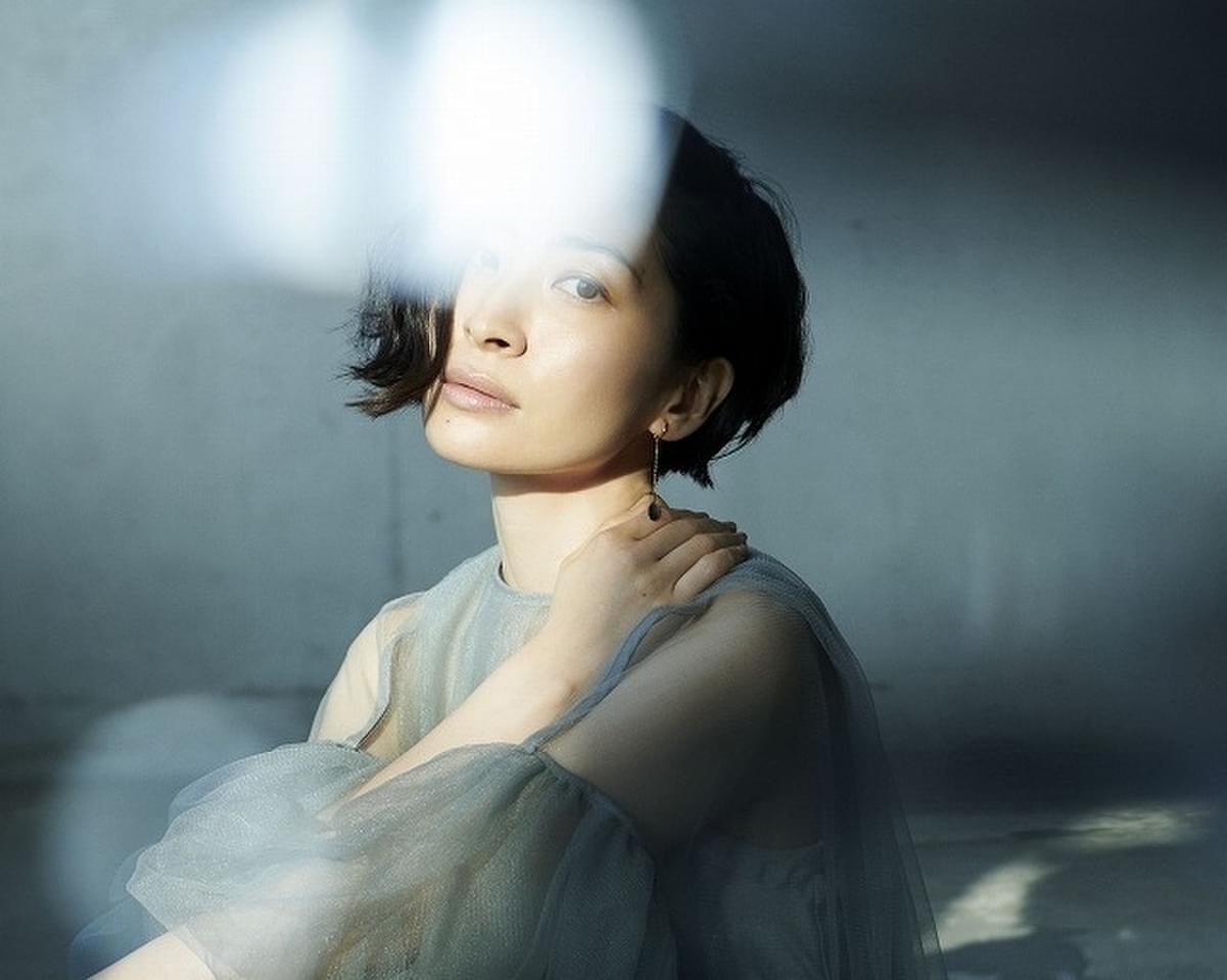 坂本真綾、25周年記念ライブが21年3月に横浜アリーナで開催 : 映画