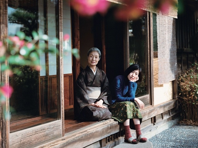 富司純子＆シム・ウンギョン＆鈴木京香が3世代で談笑　「椿の庭」予告完成＆4月9日公開