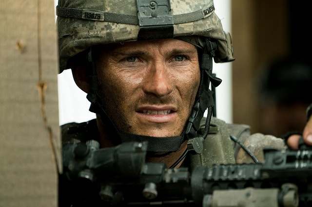 50人の米軍兵VS300人のタリバン兵！ アフガンでの“最悪の戦闘”描く「アウトポスト」3月公開