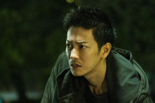 佐藤健、短髪で容疑者役を熱演 「護られなかった者たちへ」新場面写真