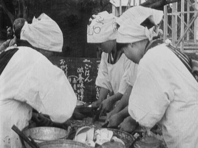 「關東大震大火實況」1923年 上野公園で行われた罹災児童の救護活動