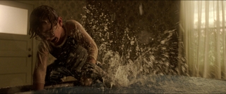 「死霊館 悪魔のせいなら、無罪。」4D上映決定 水しぶき飛び散る恐怖シーン公開