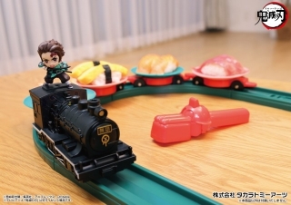 お寿司を乗せて無限列車が走る　「鬼滅の刃」おうちで回転寿司、12月上旬発売