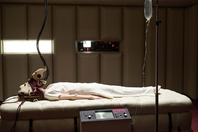 第三者の脳に入り込んでの遠隔殺人システム描く ブランドン・クローネンバーグ「ポゼッサー」3月4日公開 - 画像2