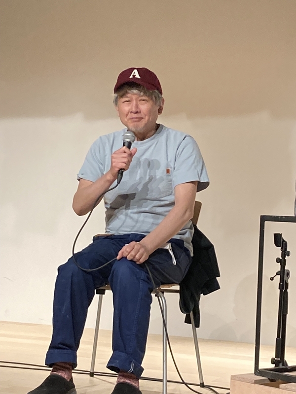 濱口竜介監督が奈良美智氏と対談 絵画と映画の制作プロセスと共通点、震災からの変化、20代へのアドバイス