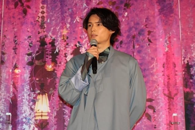 松村北斗、神木隆之介の“ホリックぶり”にクレーム!? 吉岡里帆はセクシー所作指導の先生に感謝 - 画像4