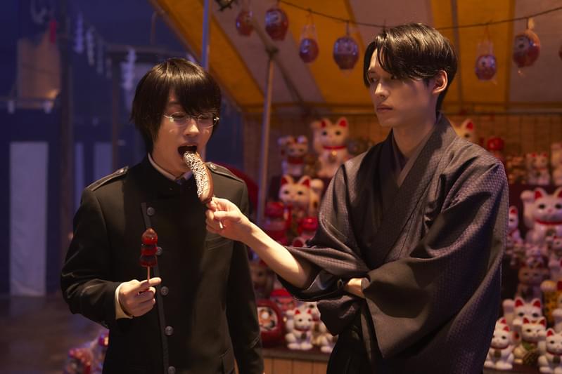 神木隆之介＆松村北斗がイチャイチャ!? 「ホリック xxxHOLiC」仲良しショット披露