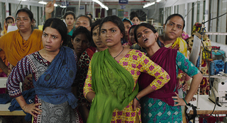 【「メイド・イン・バングラデシュ」評論】武器はもちろんスマホ。ブラック企業に反旗を翻した若き女性工員を応援しよう