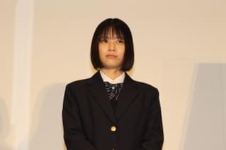 河合優実＆小野莉奈ら、制服姿でワールドプレミア参加 高校時代に近いキャストと作り上げたリアルなセリフ