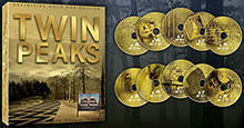 「ツイン・ピークス　ゴールド・ボックス」 （C）2007 Twin Peaks Productions Inc. All Rights Reserved. CBS and related marks are trademarks of CBS Broadcasting Inc.
