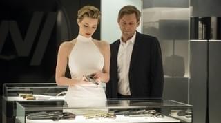 「ウエストワールド」シーズン1よりタルラ・ライリー(左)