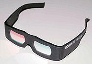 ドルビー3D方式で使用される眼鏡