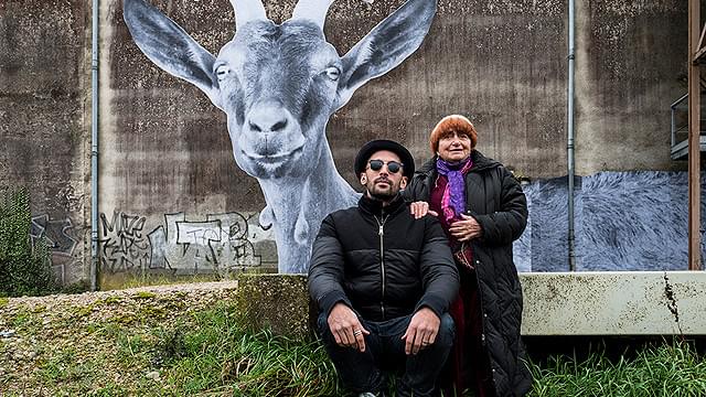 フランスの女性監督アニエス・バルダ（右）と現代アーティストのJR