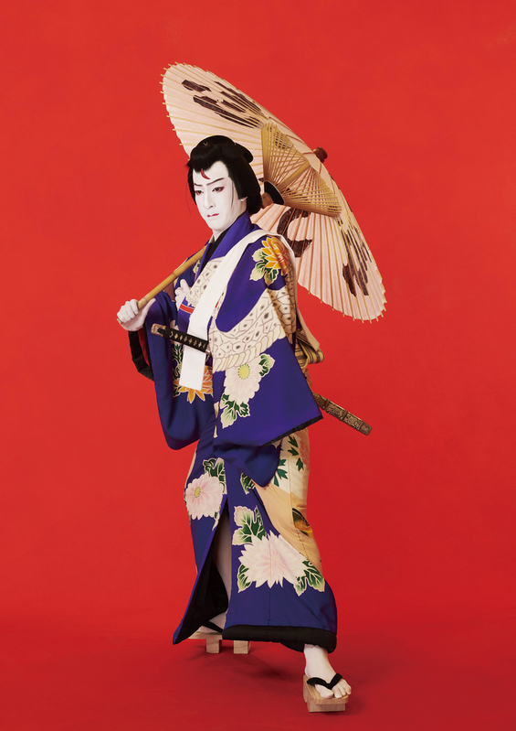 2022年團菊祭五月大歌舞伎「弁天娘女男白浪」で弁天小僧に扮する尾上右近