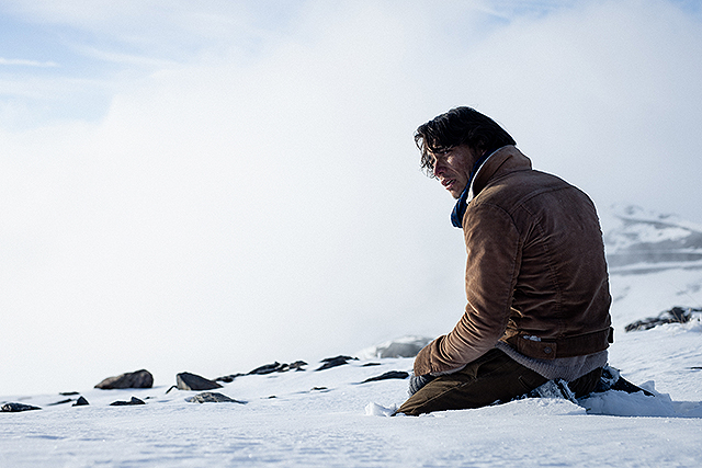 エンゾ・ボグリンシクの「雪山の絆」の画像