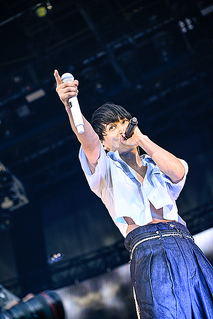 TAKUYA∞の「UVERworld KING'S PARADE 男祭り REBORN at Nissan Stadium」の画像