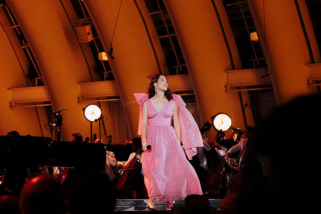 レイヴェイ A NIGHT AT THE SYMPHONY: HOLLYWOOD BOWL