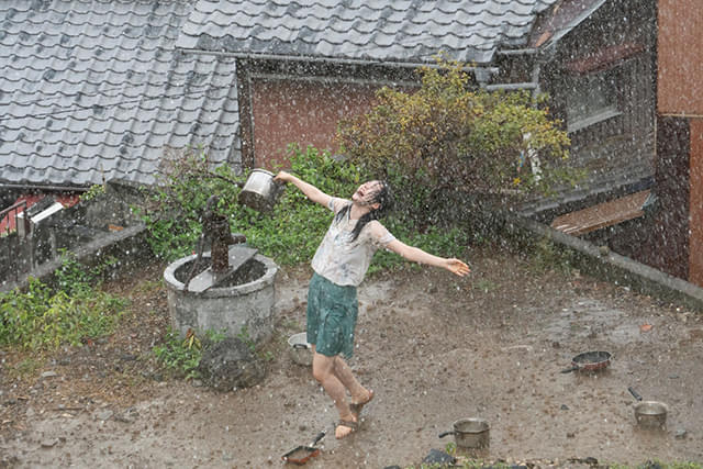 髙石あかりの「夏の砂の上」の画像
