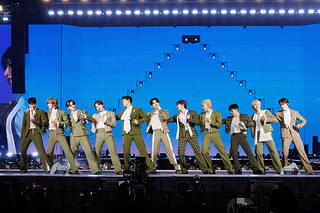 SEVENTEEN [RIGHT HERE] WORLD TOUR IN CINEMAS