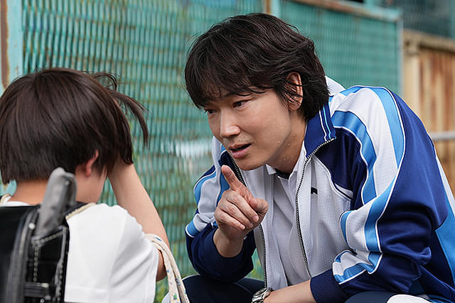 綾野剛の「でっちあげ 殺人教師と呼ばれた男」の画像