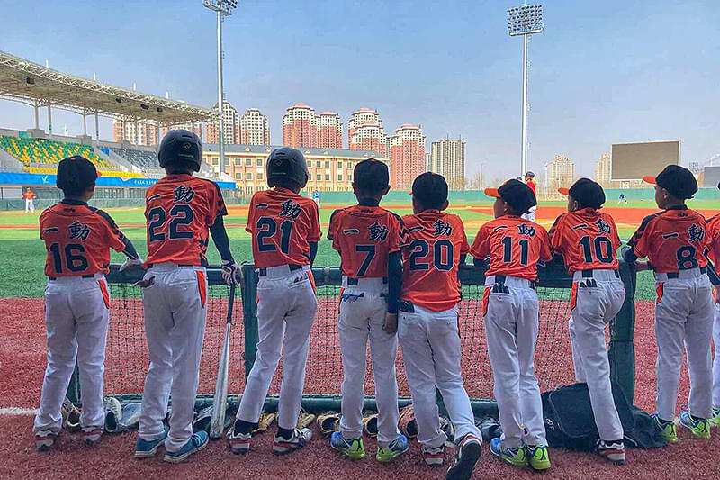 出稼ぎ野球少年