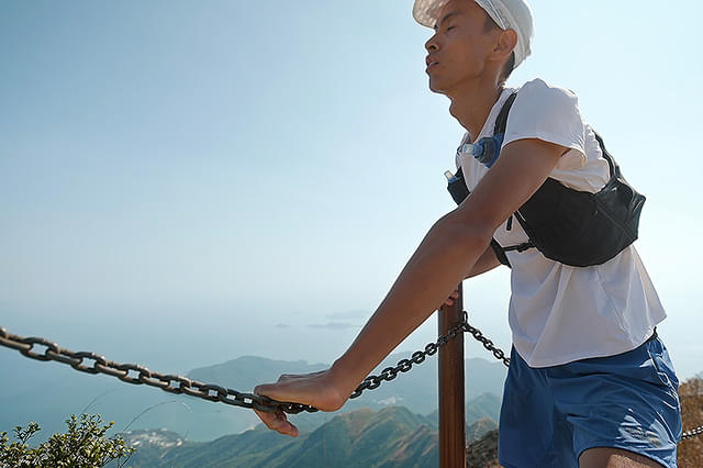 フォー・トレイルズ 72時間の挑戦