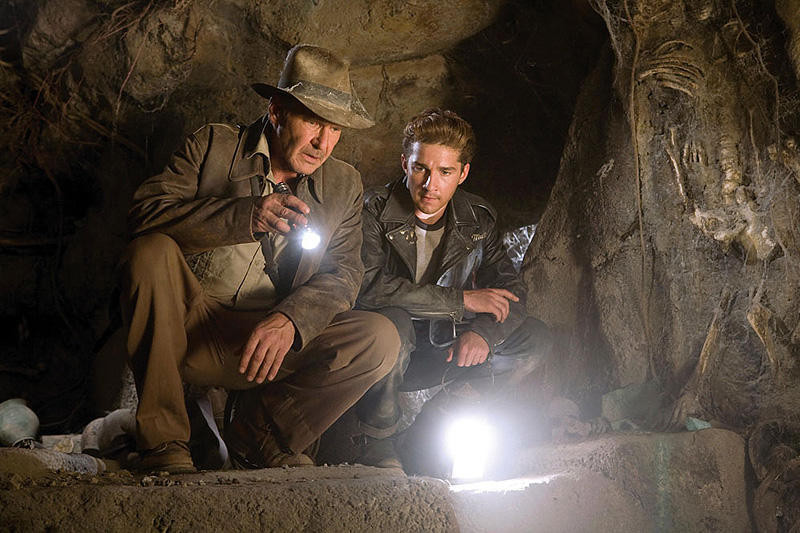 海外 限定 インディ・ジョーンズ Indiana Jones クリスタルスカル オブジェ 高品質 小道具 - 映画関連グッズ