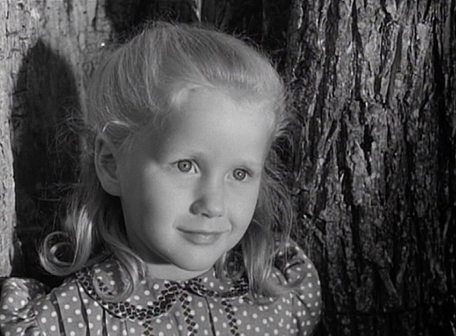 ブリジット・フォッセーの「禁じられた遊び（1952）」の画像