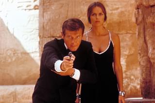 007 私を愛したスパイ : 作品情報 - 映画.com