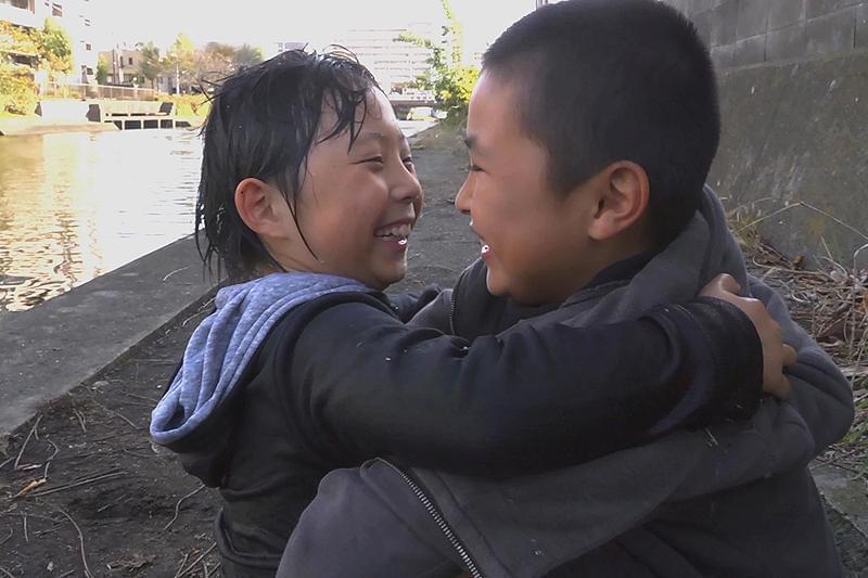 新堀川の上で : 作品情報・キャスト・あらすじ