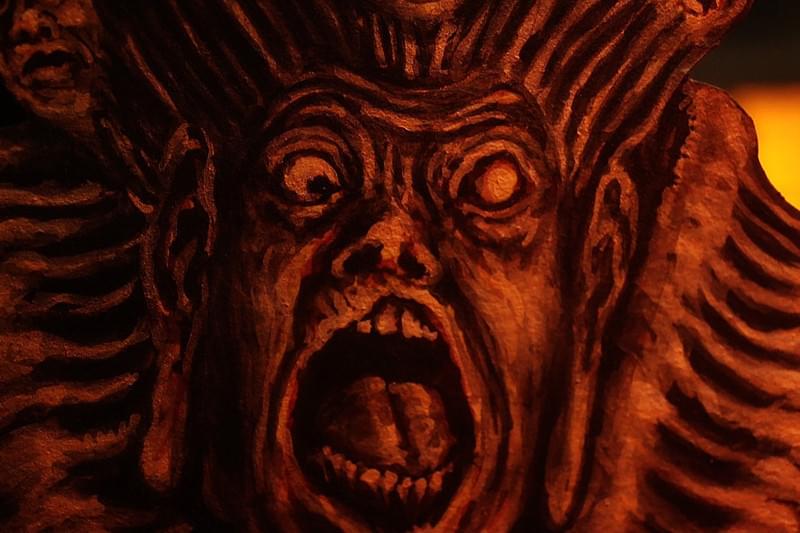 燃える仏像人間 : 作品情報・声優・キャスト・あらすじ・動画