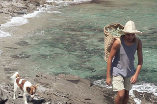ハッピー・リトル・アイランド 長寿で豊かなギリシャの島での予告編・動画