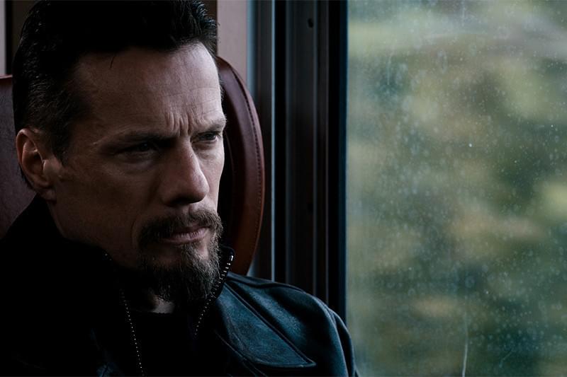 マン・オン・ザ・トレイン : 作品情報・キャスト・あらすじ