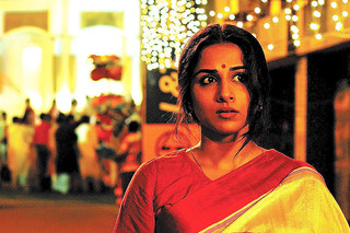 女神は二度微笑むの映画評論『夫に逃げられた妊婦ヒロインが変貌を見せる、インド映画の新機軸サスペンス』