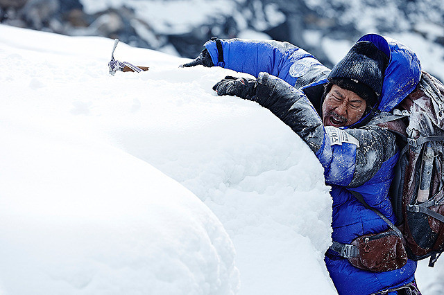 チョン・ウの「ヒマラヤ 地上8,000メートルの絆」の画像