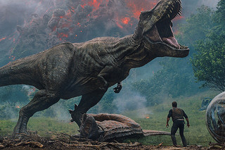 ジュラシック・ワールド 炎の王国の映画評論『“パーク”からまさに“ワールド”へ。テーマは恐竜たちの生存権へと迫る！』