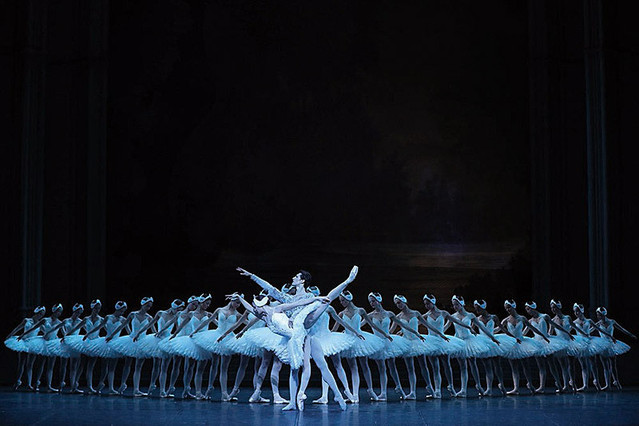 パリ・オペラ座「白鳥の湖」